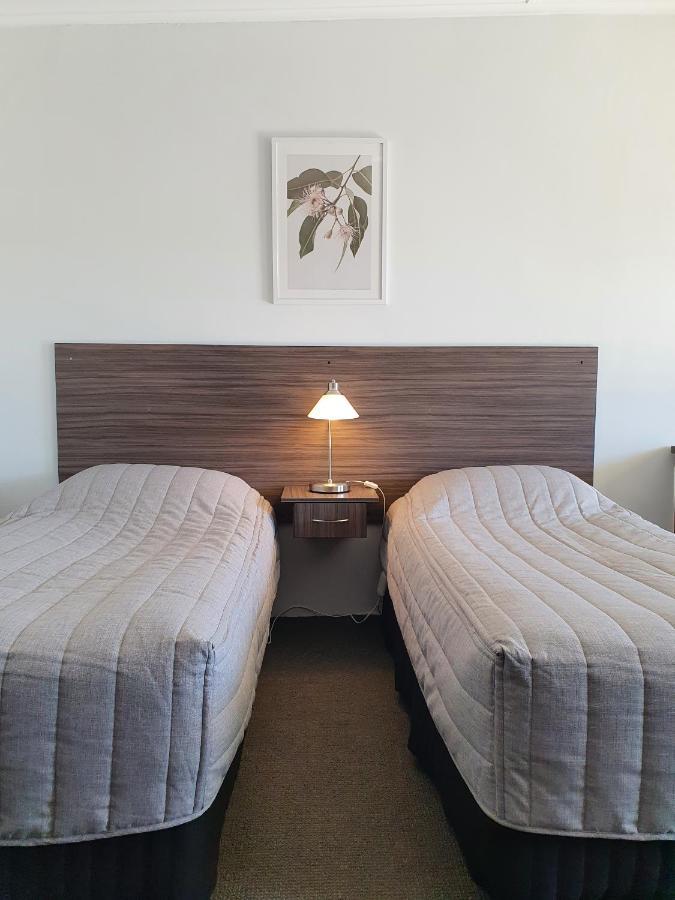 Motel Riverbend 탈리엠 벤드 외부 사진