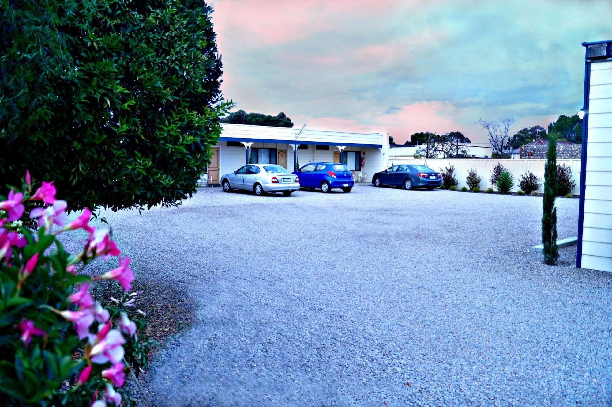 Motel Riverbend 탈리엠 벤드 외부 사진