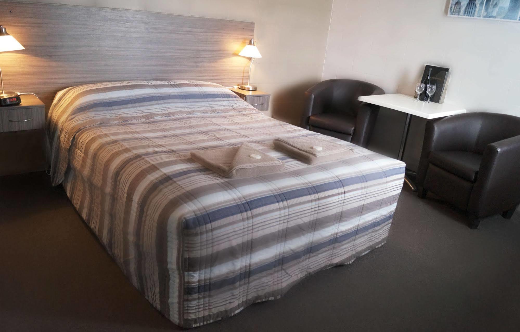 Motel Riverbend 탈리엠 벤드 외부 사진