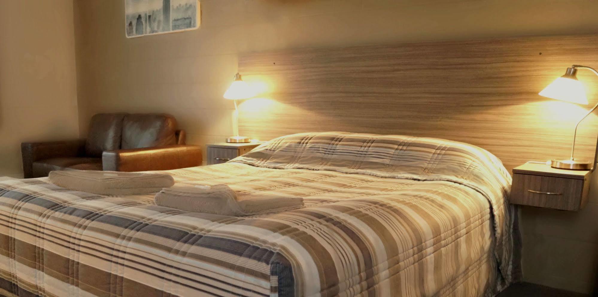 Motel Riverbend 탈리엠 벤드 외부 사진