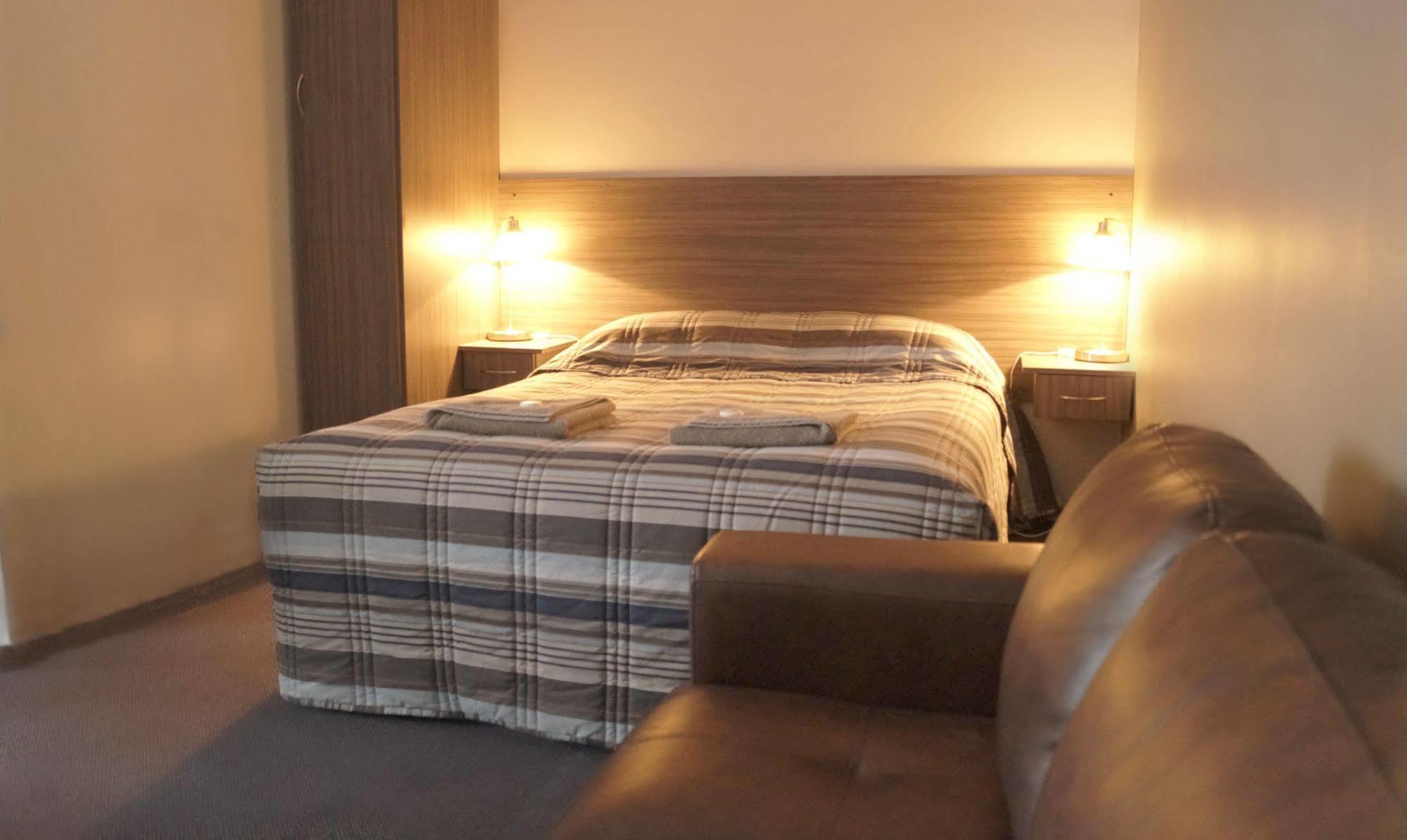 Motel Riverbend 탈리엠 벤드 외부 사진